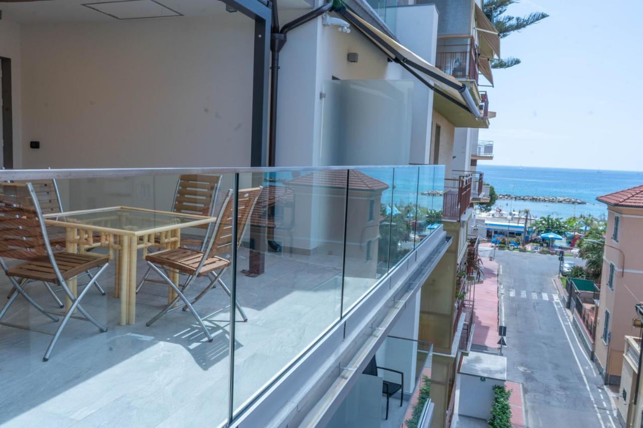 Hotel Graziella Arma di Taggia Exteriér fotografie